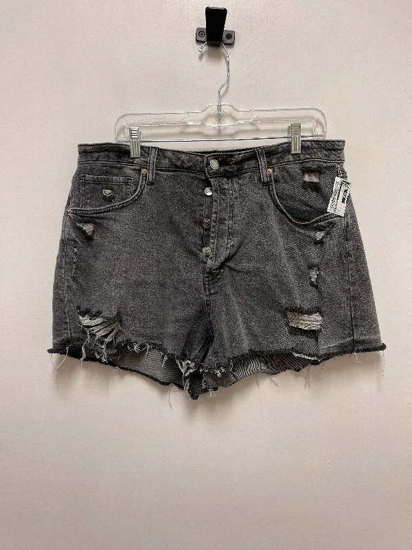 Shorts By Wild Fable In Black, Size: 16 Bold Men's Animal
