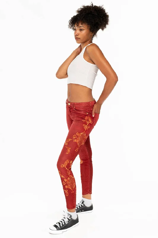 MID RISE WOMENS JEANS WITH GOLD EMBROIDERY IN RED Minimalist Men's Casual 