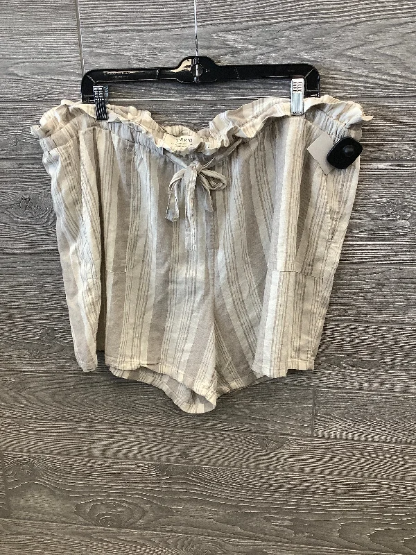 Shorts By Torrid In Striped Pattern, Size: 18 Dynamic Men's Glow